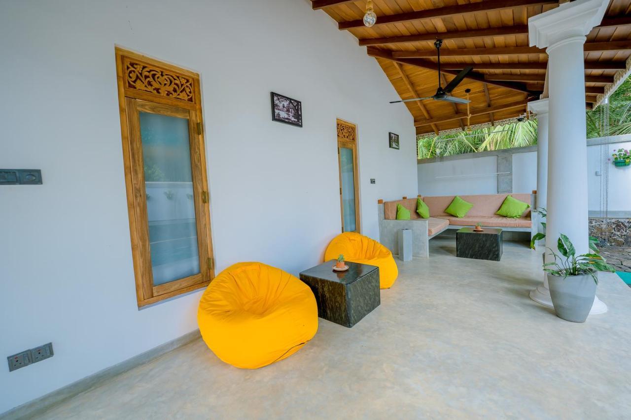 Sixth Sense Hostel Unawatuna Exterior foto